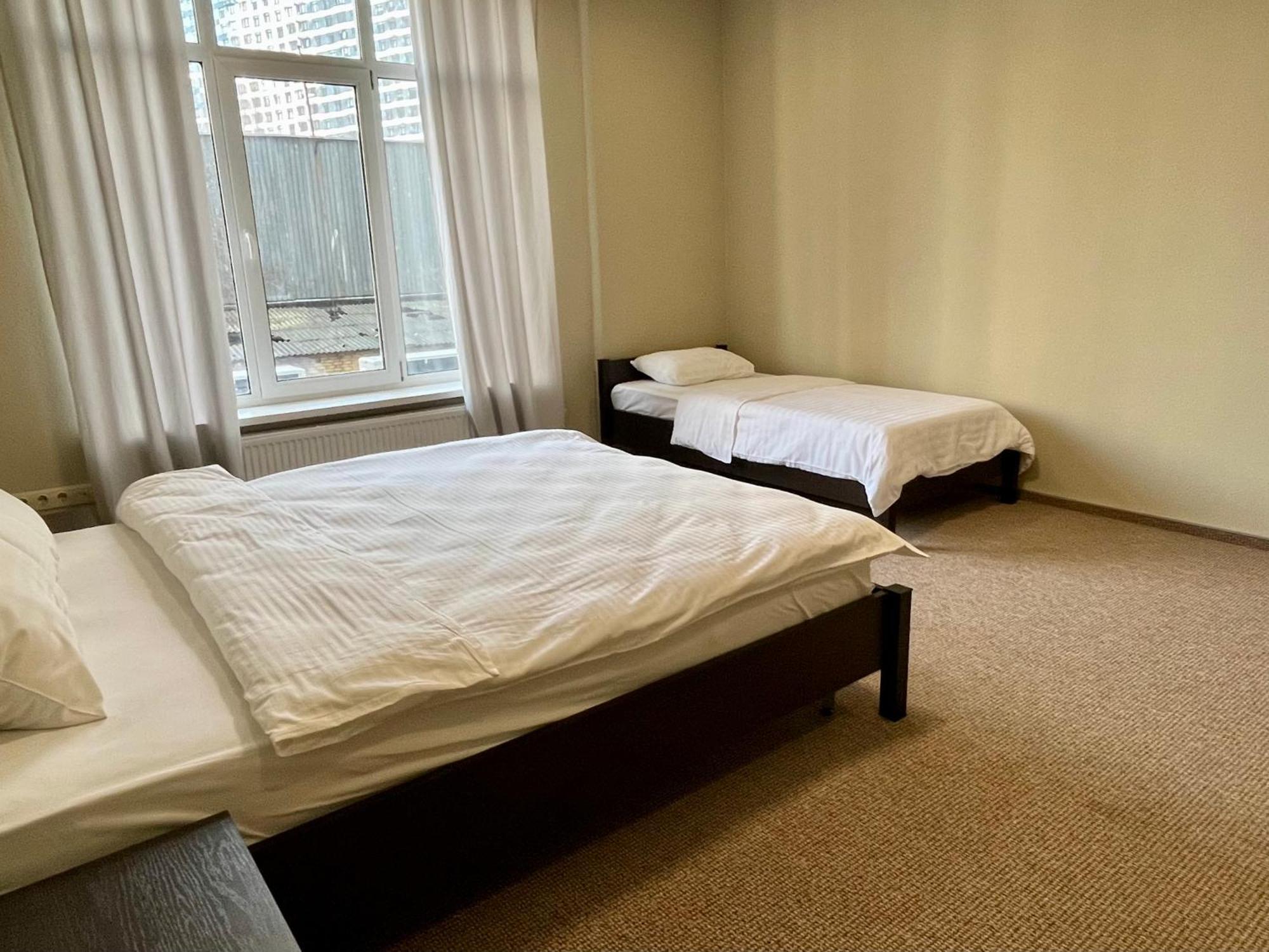 4Room Hostel Kiev Luaran gambar