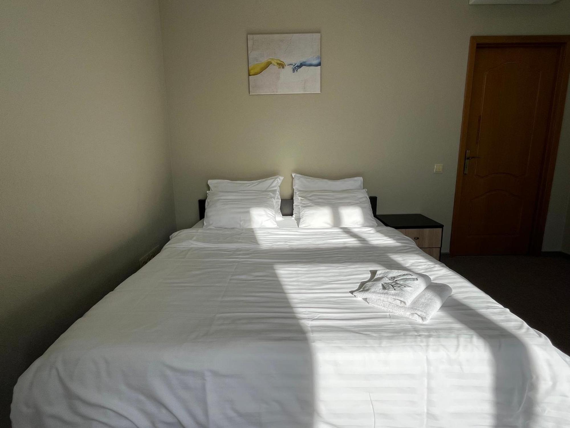 4Room Hostel Kiev Luaran gambar